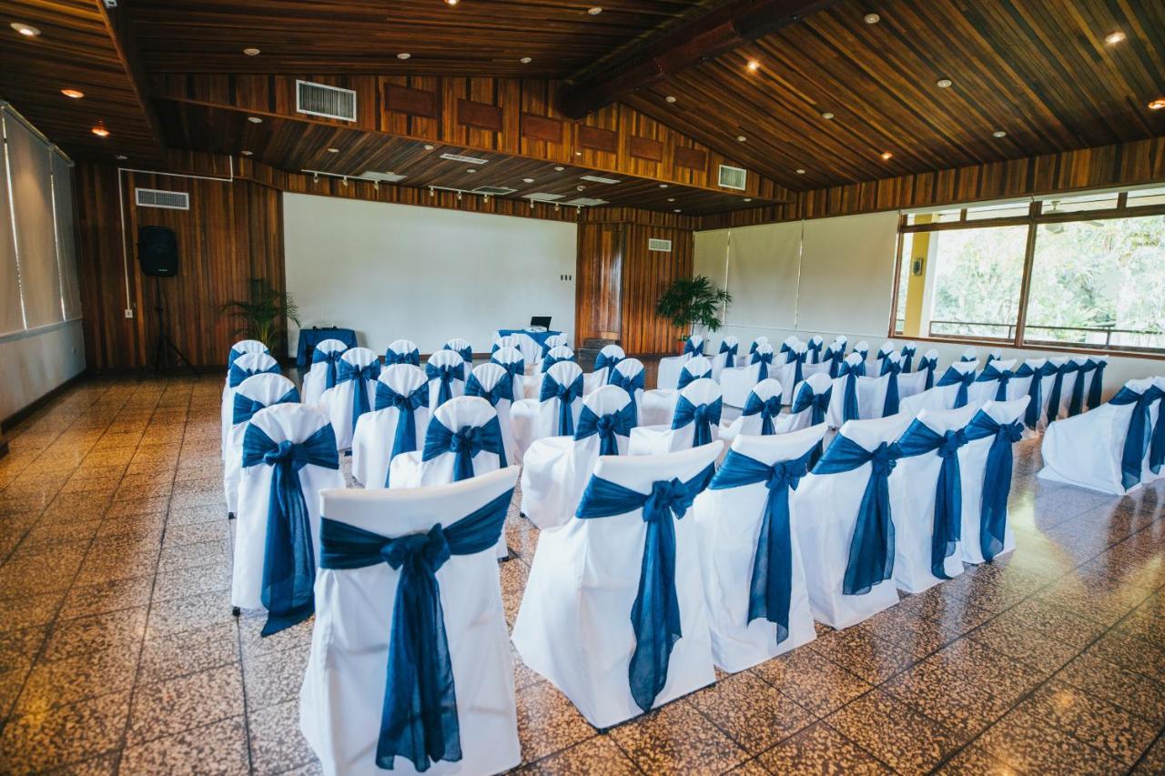 Tilajari Hotel Resort La Fortuna Екстериор снимка